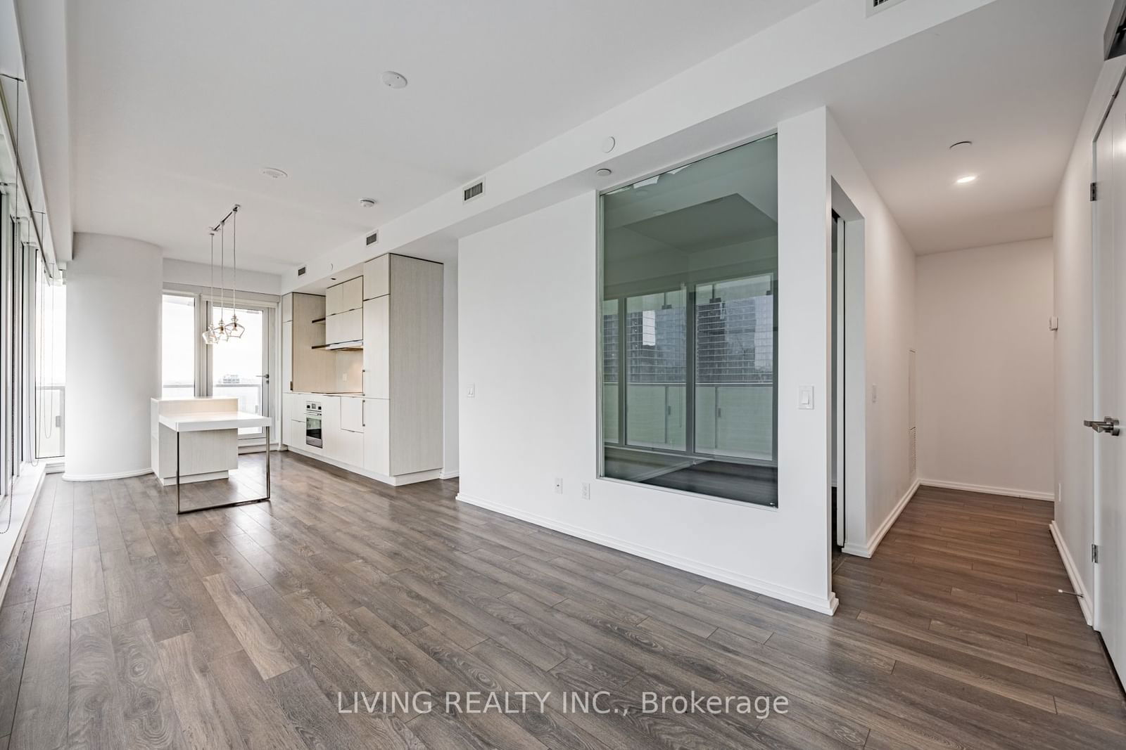 197 Yonge St, unit 2209 for sale