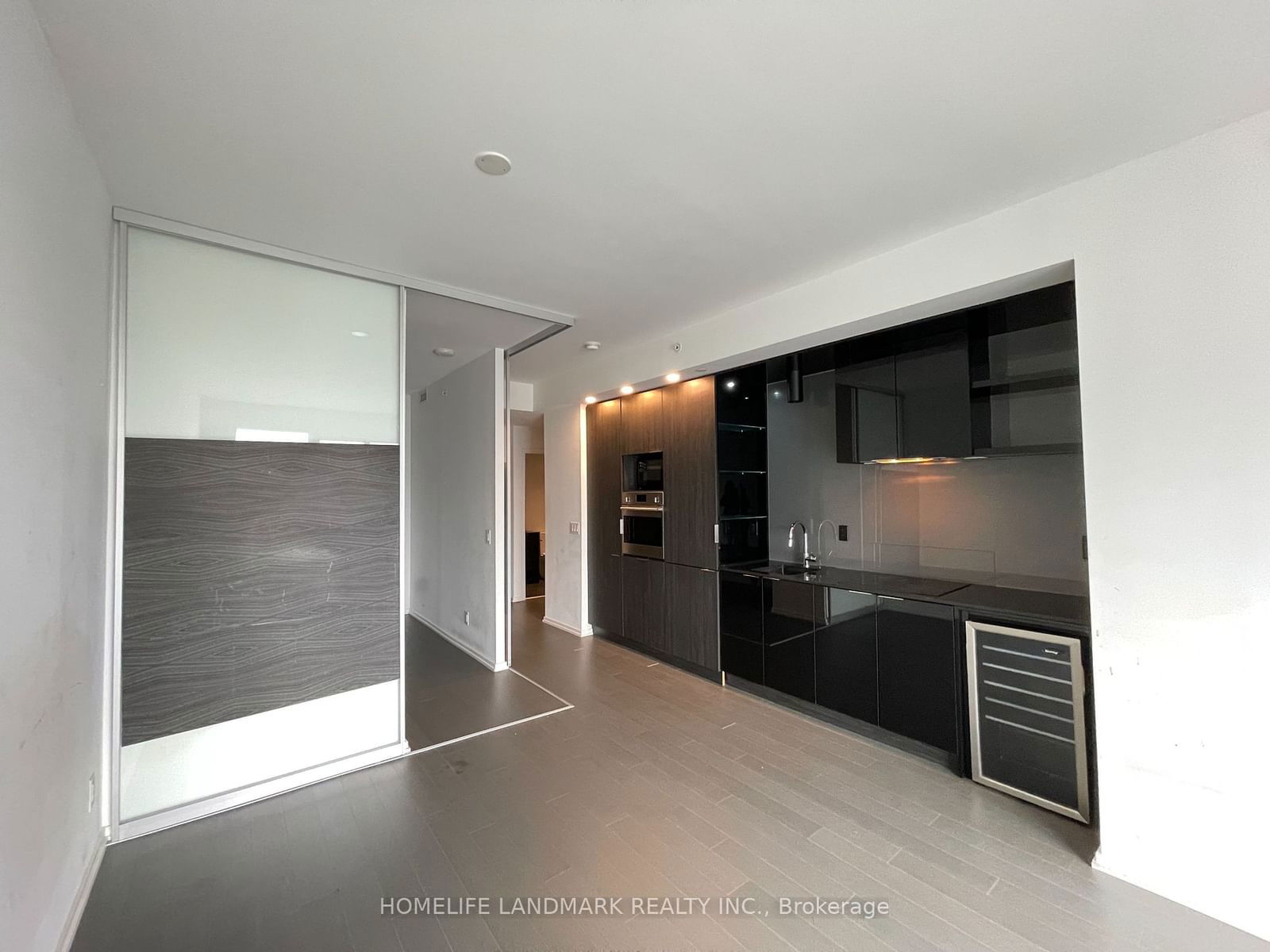 70 Temperance St, unit 3701 for rent - image #6