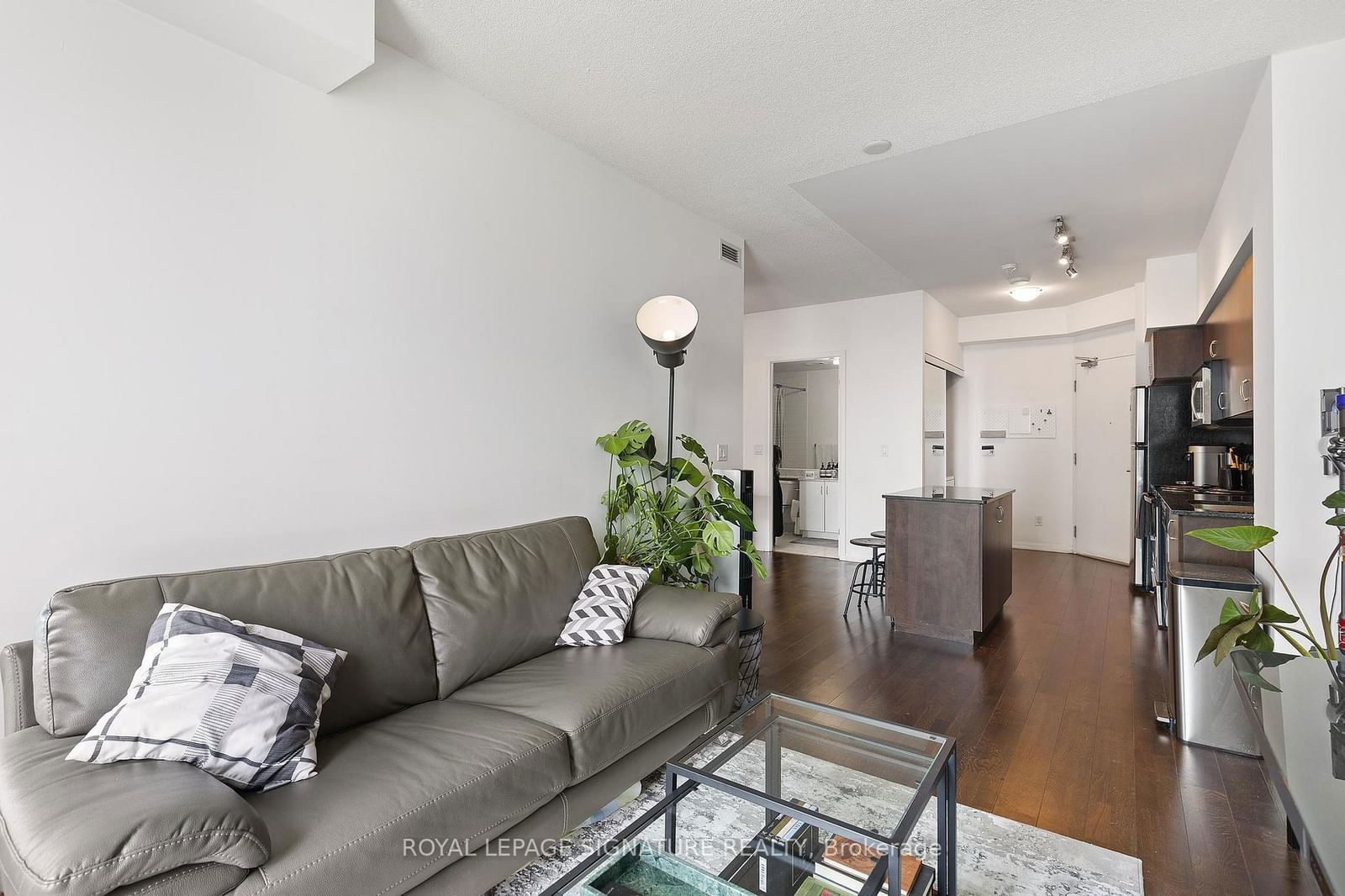 215 Fort York Blvd, unit 3412 for rent - image #11