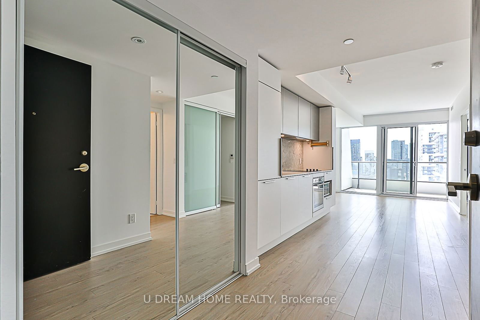 85 Wood St, unit 2918 for sale - image #6