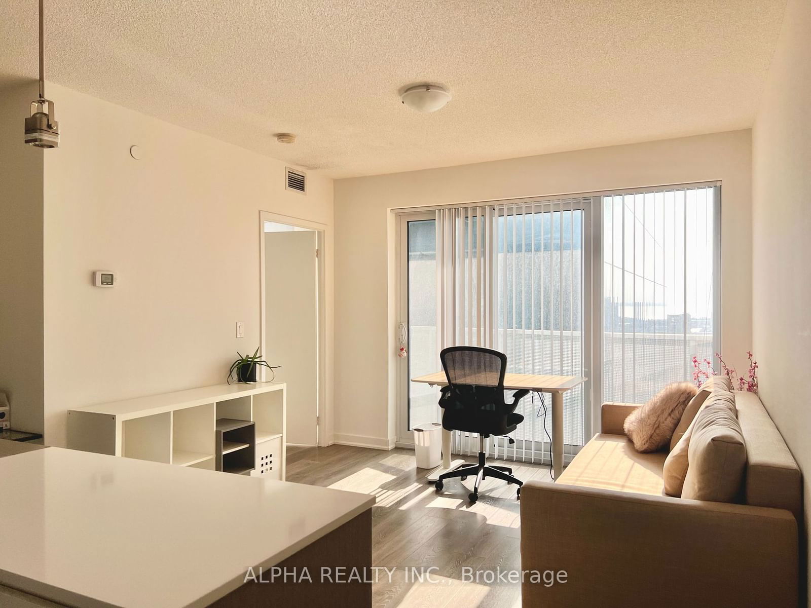 100 Harbour St, unit 3201 for rent - image #1