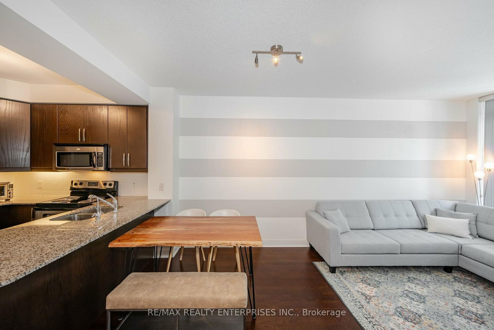 38 The Esplanade, unit 1404 for sale