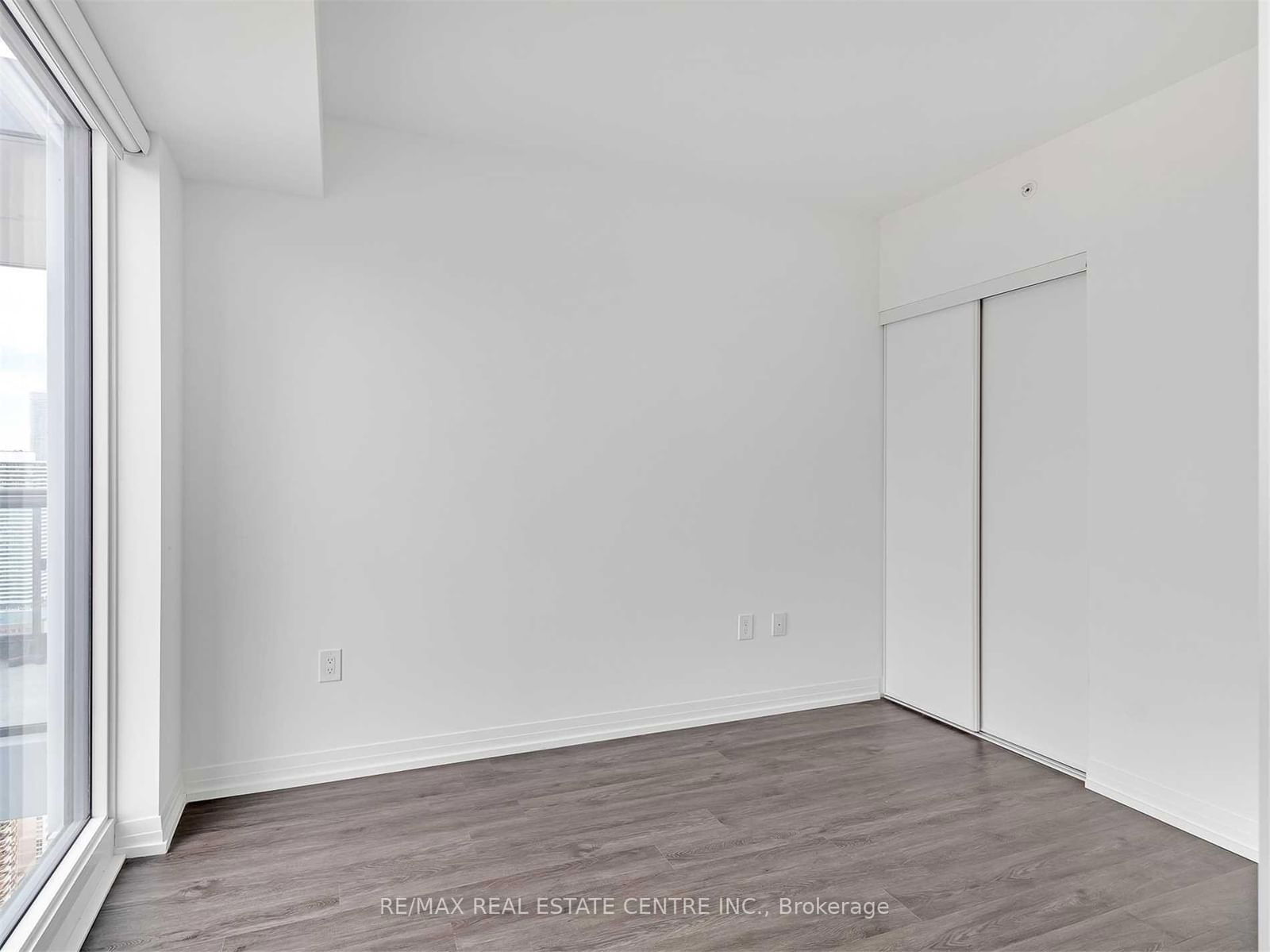 251 Jarvis St, unit 4709 for rent - image #11