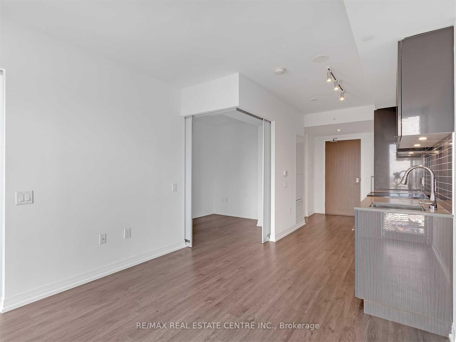 251 Jarvis St, unit 4709 for rent - image #14