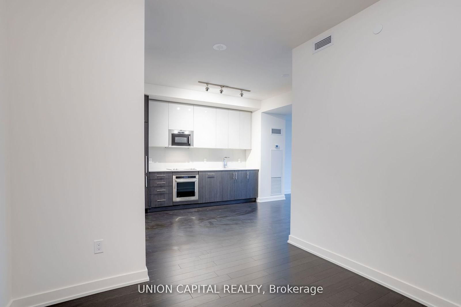 330 Richmond St W, unit 2111 for rent - image #16