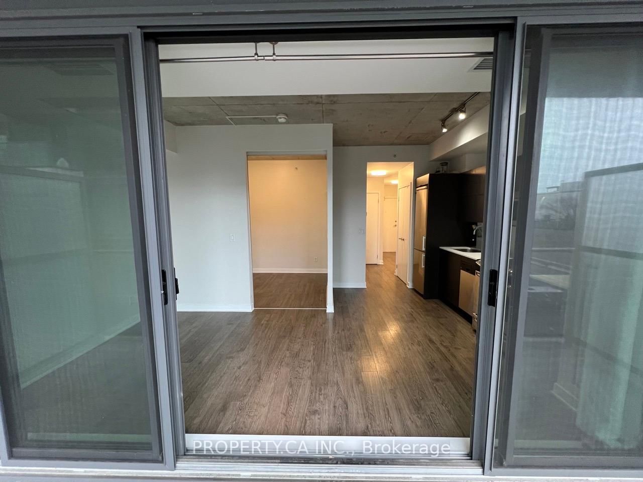 32 Camden St, unit 608 for rent