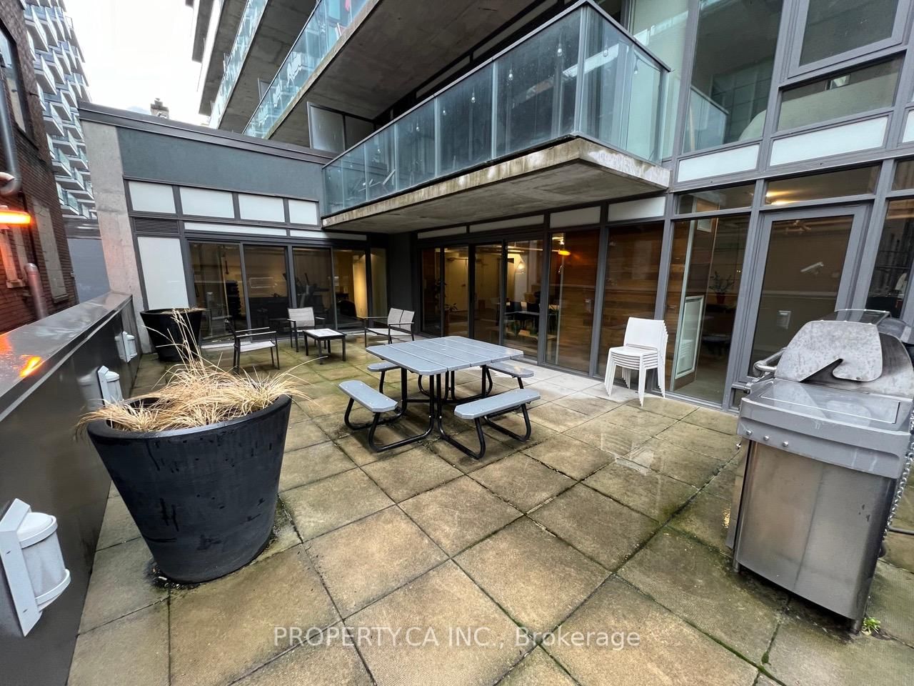 32 Camden St, unit 608 for rent - image #33