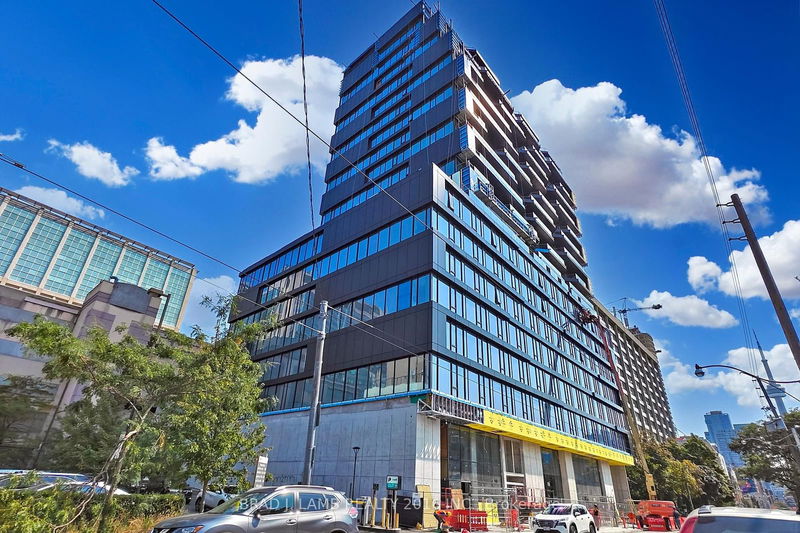 195 McCaul St, unit 307 for sale