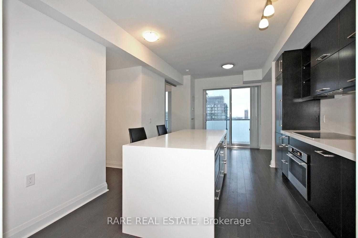 1080 Bay St, unit 3101 for rent - image #4