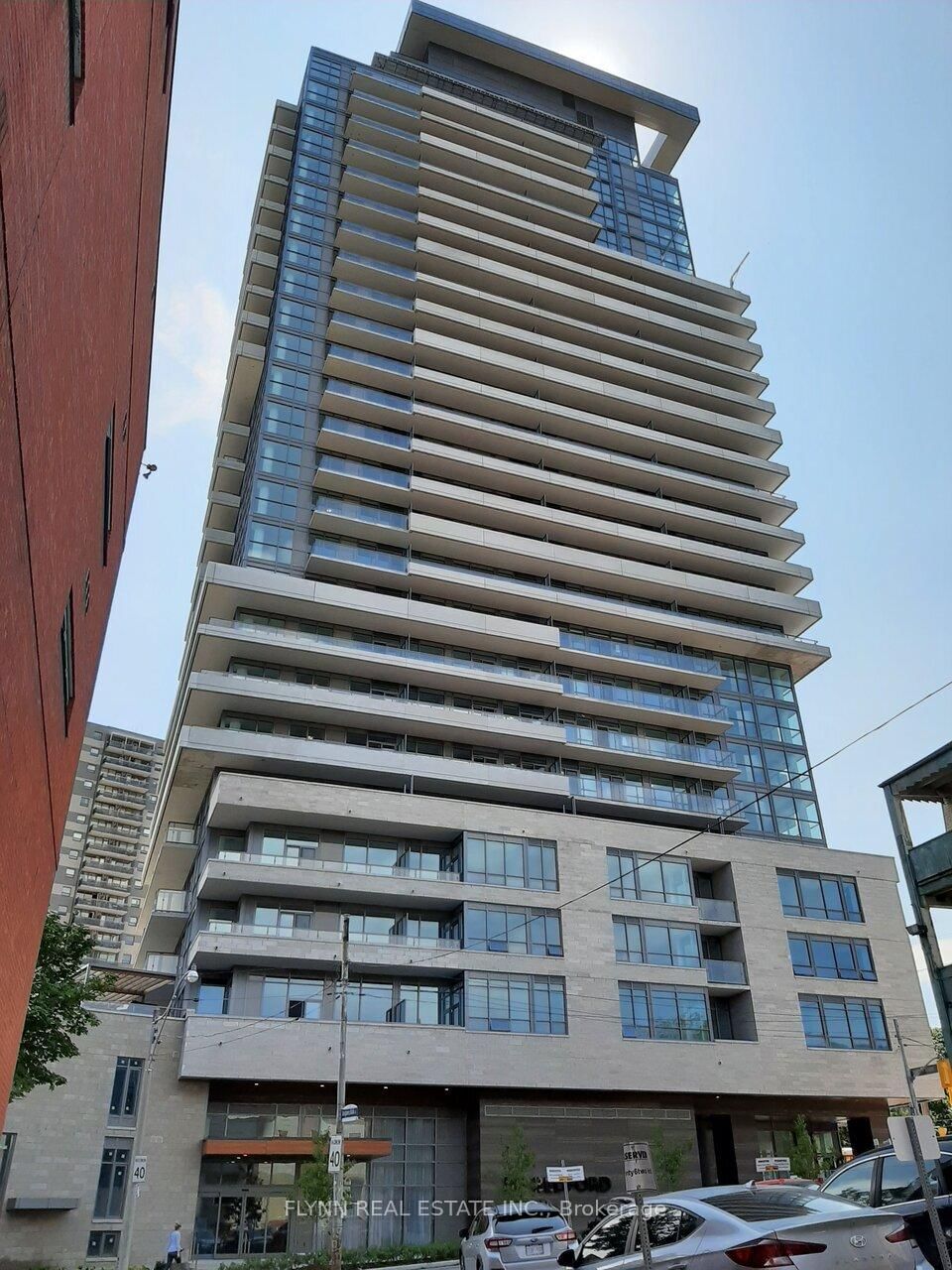 181 BEDFORD Rd, unit 305 for rent - image #2