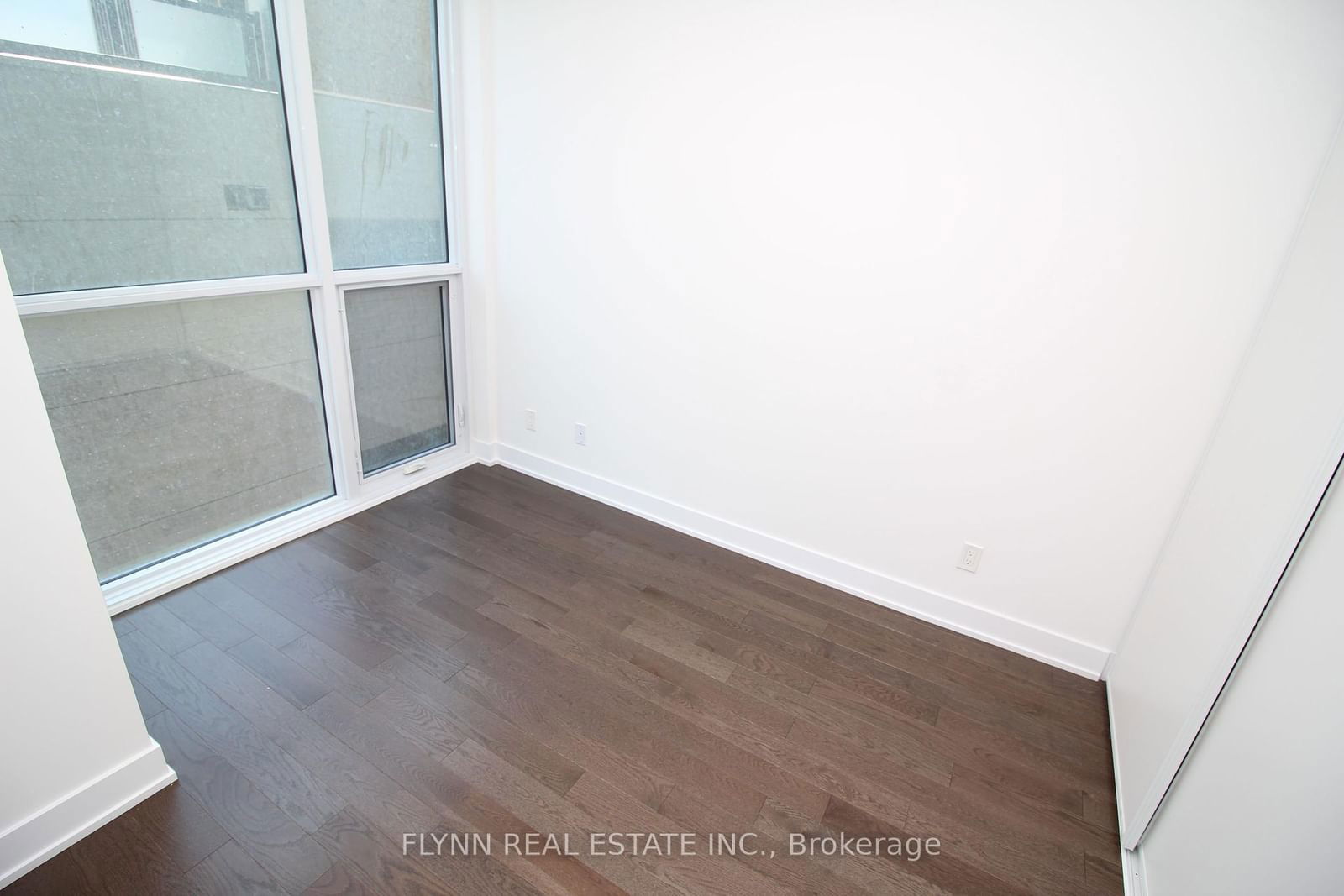 181 BEDFORD Rd, unit 305 for rent - image #8