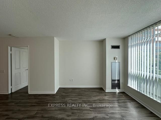 942 Yonge St, unit 914 for rent - image #7