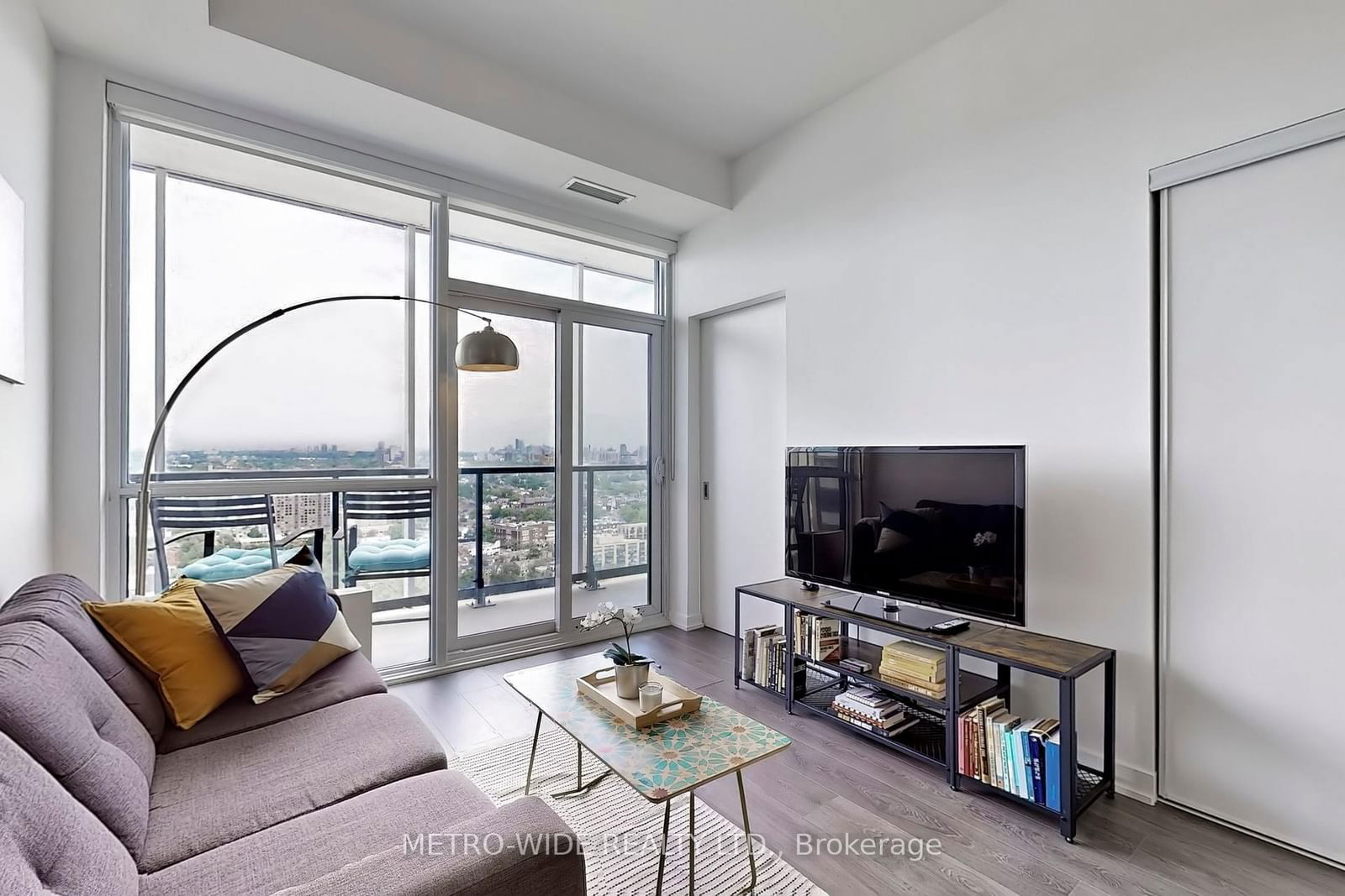 30 Ordnance St, unit 2505 for sale - image #5