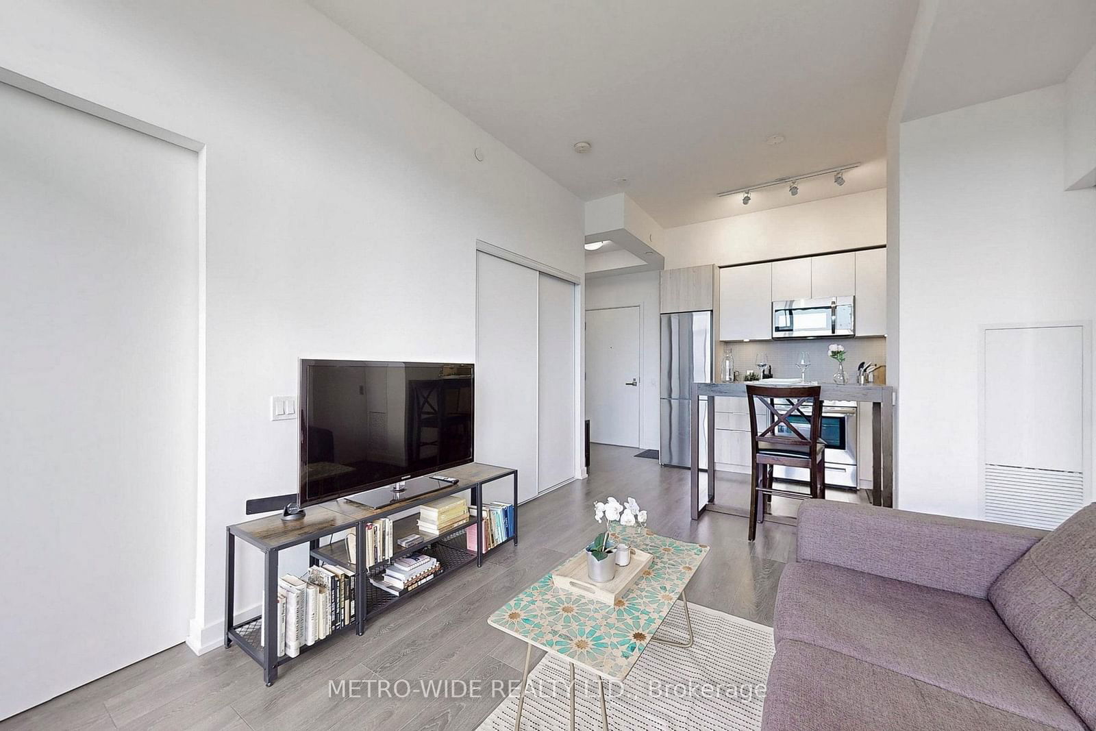 30 Ordnance St, unit 2505 for sale - image #6