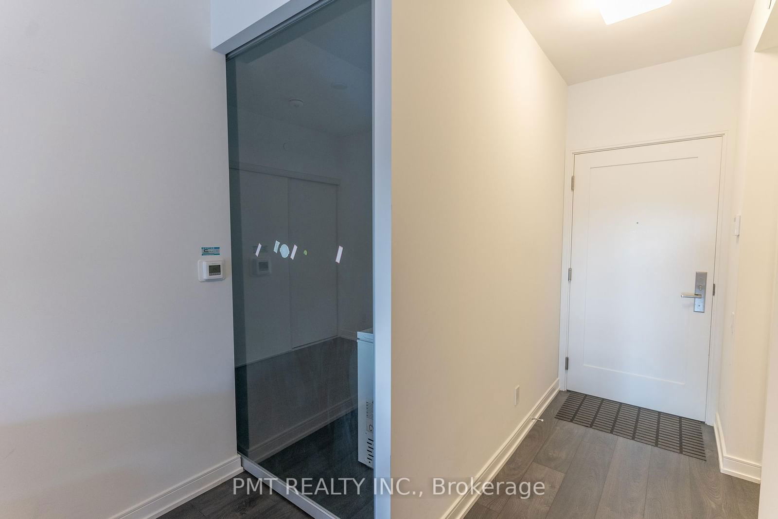 3 Gloucester St, unit 1213 for rent - image #7