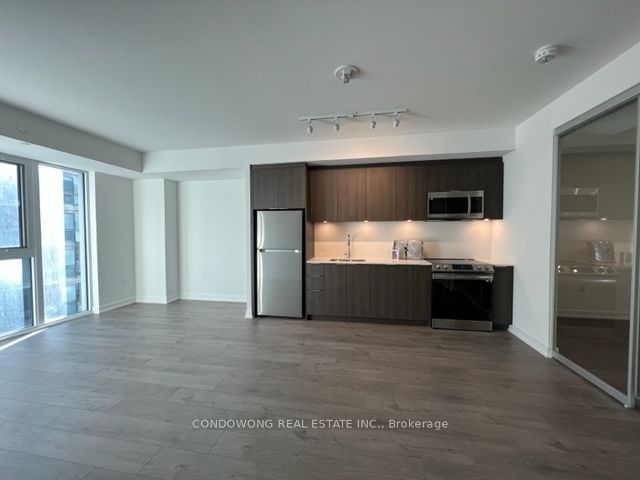 357 King St W, unit 2309 for rent - image #3