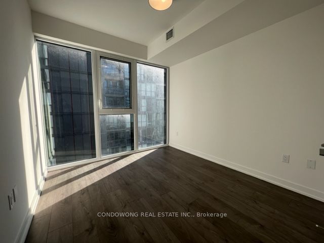 357 King St W, unit 2309 for rent - image #6