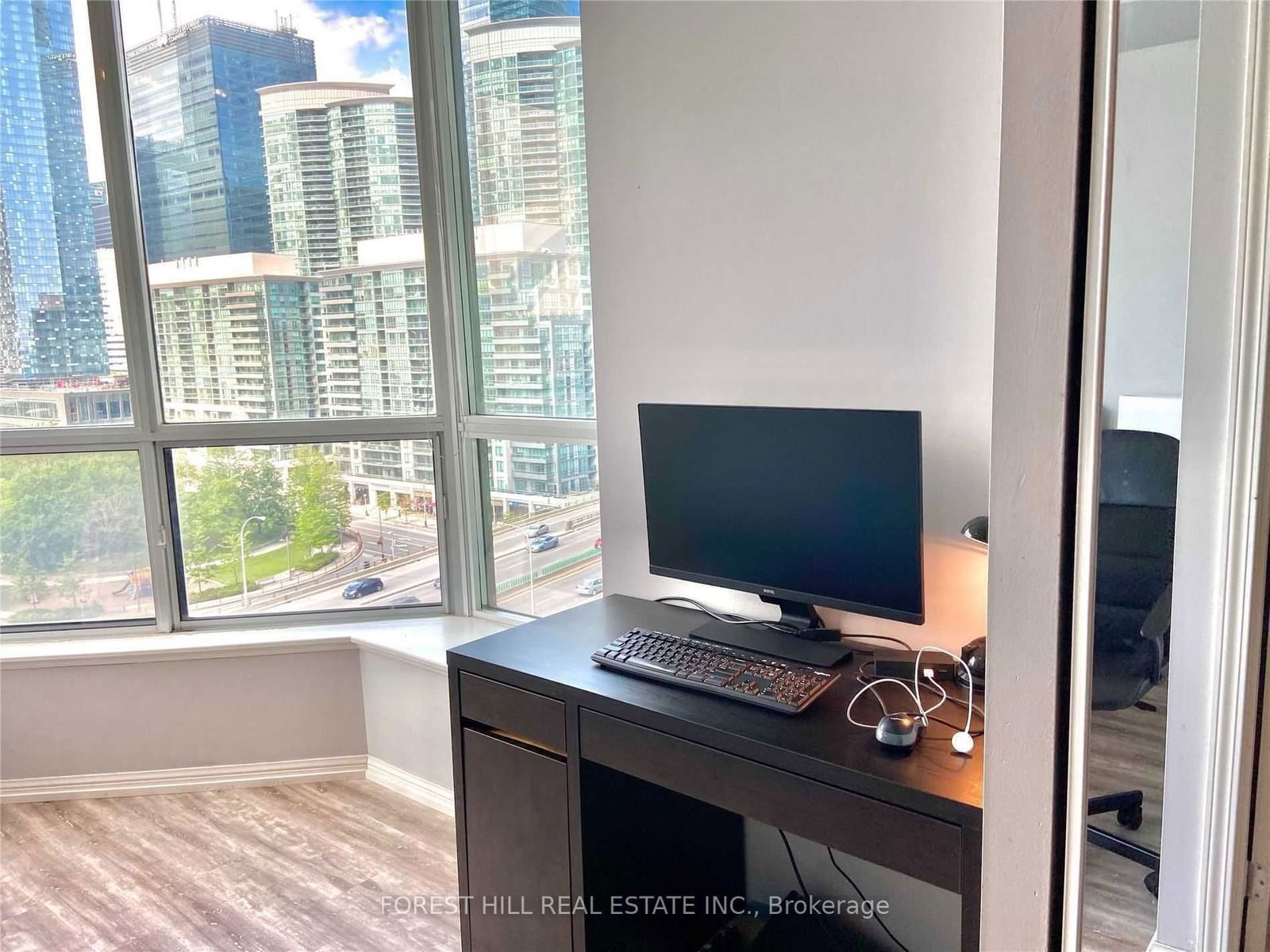 230 Queens Quay, unit 1526 for rent - image #12