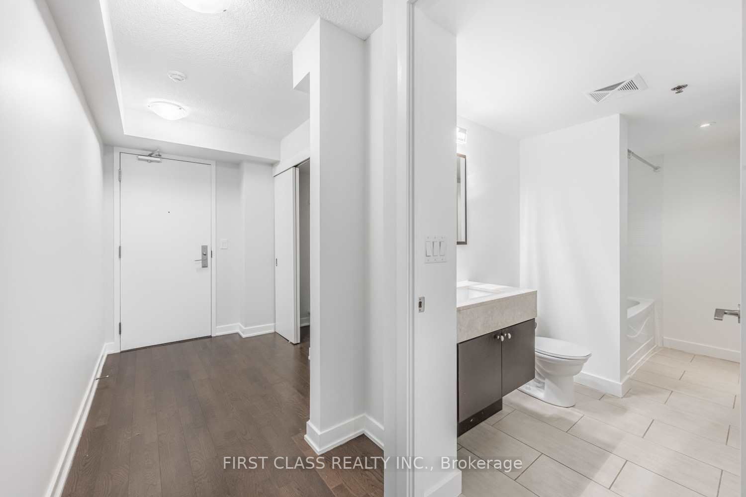 21 Nelson St, unit 507 for rent - image #3