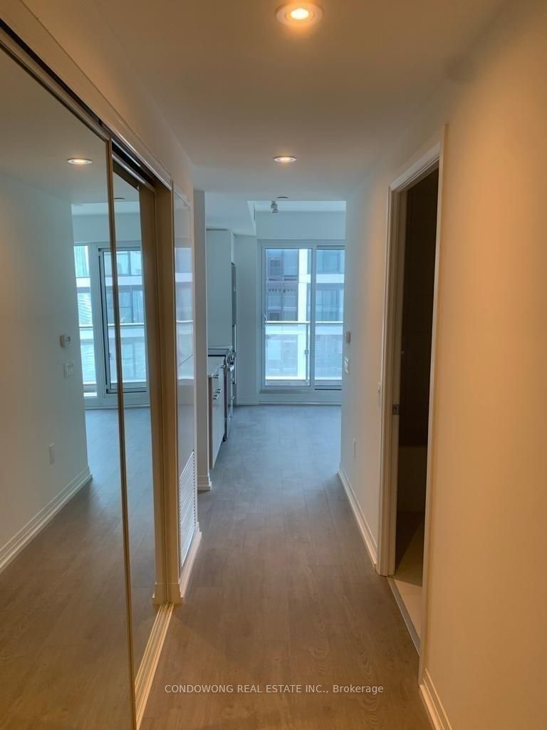 251 Jarvis St, unit 4605 for rent - image #2