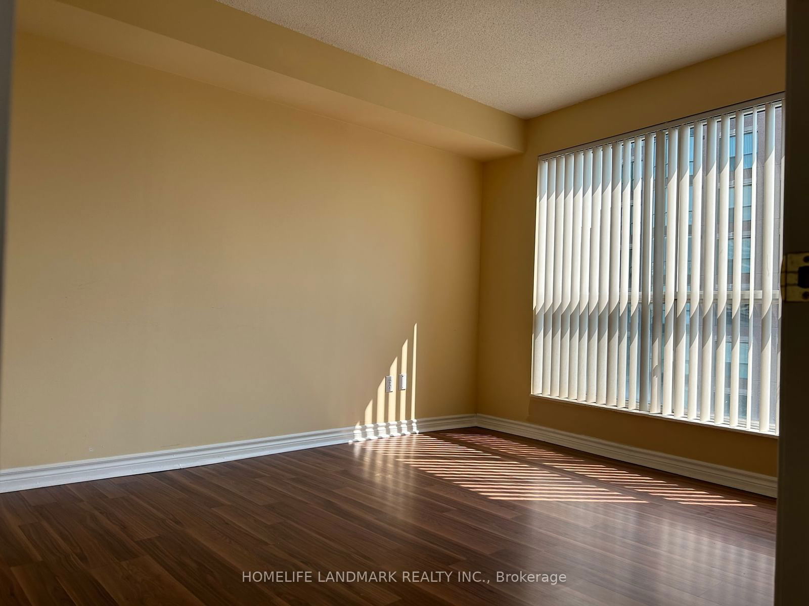 7 Lorraine Dr, unit 1005 for rent - image #10