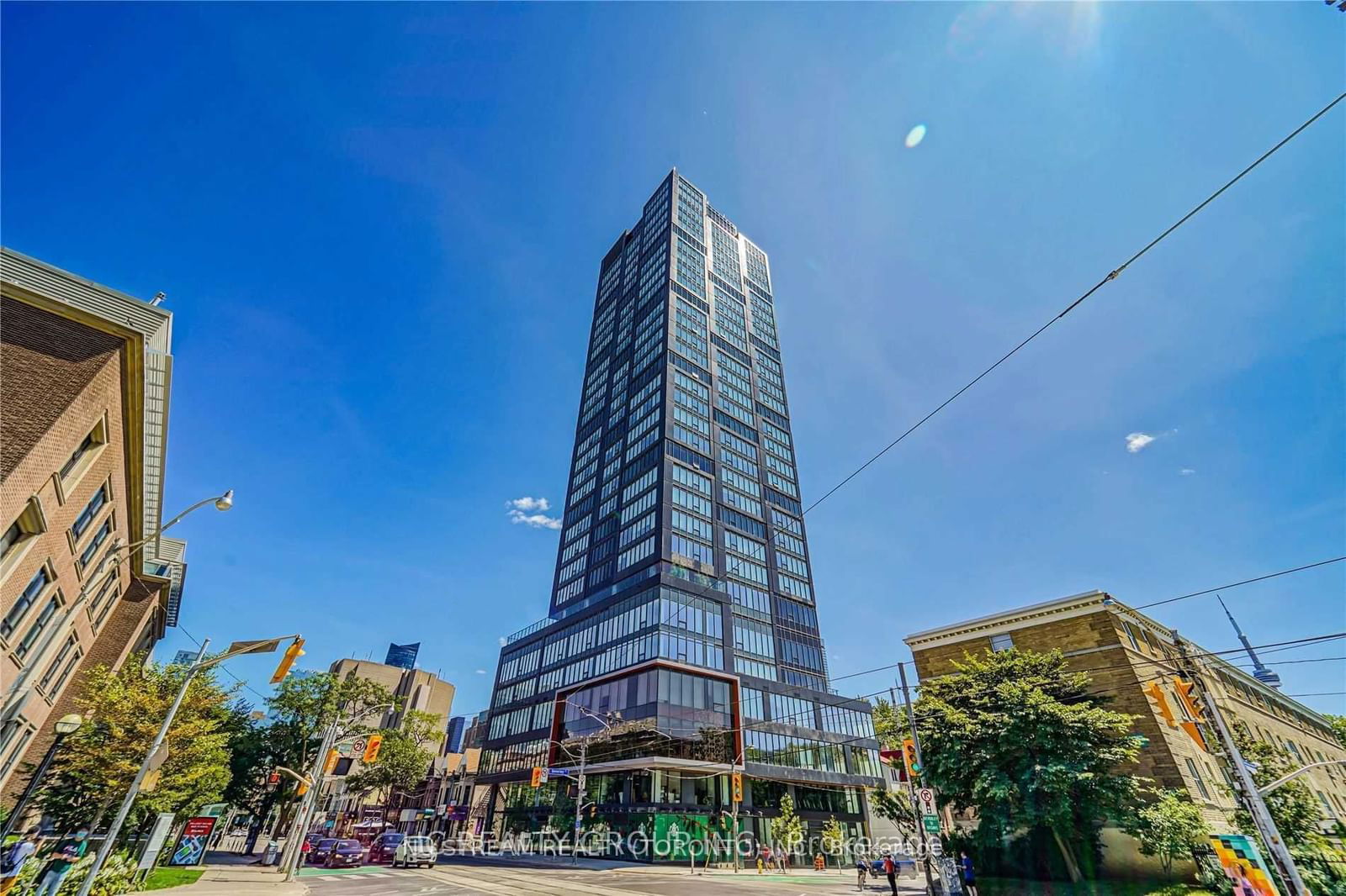 203 College St, unit 905 for sale - image #1