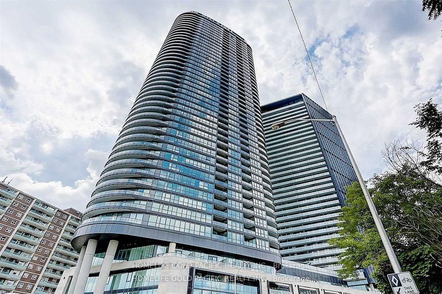 585 Bloor St E, unit 917 for rent