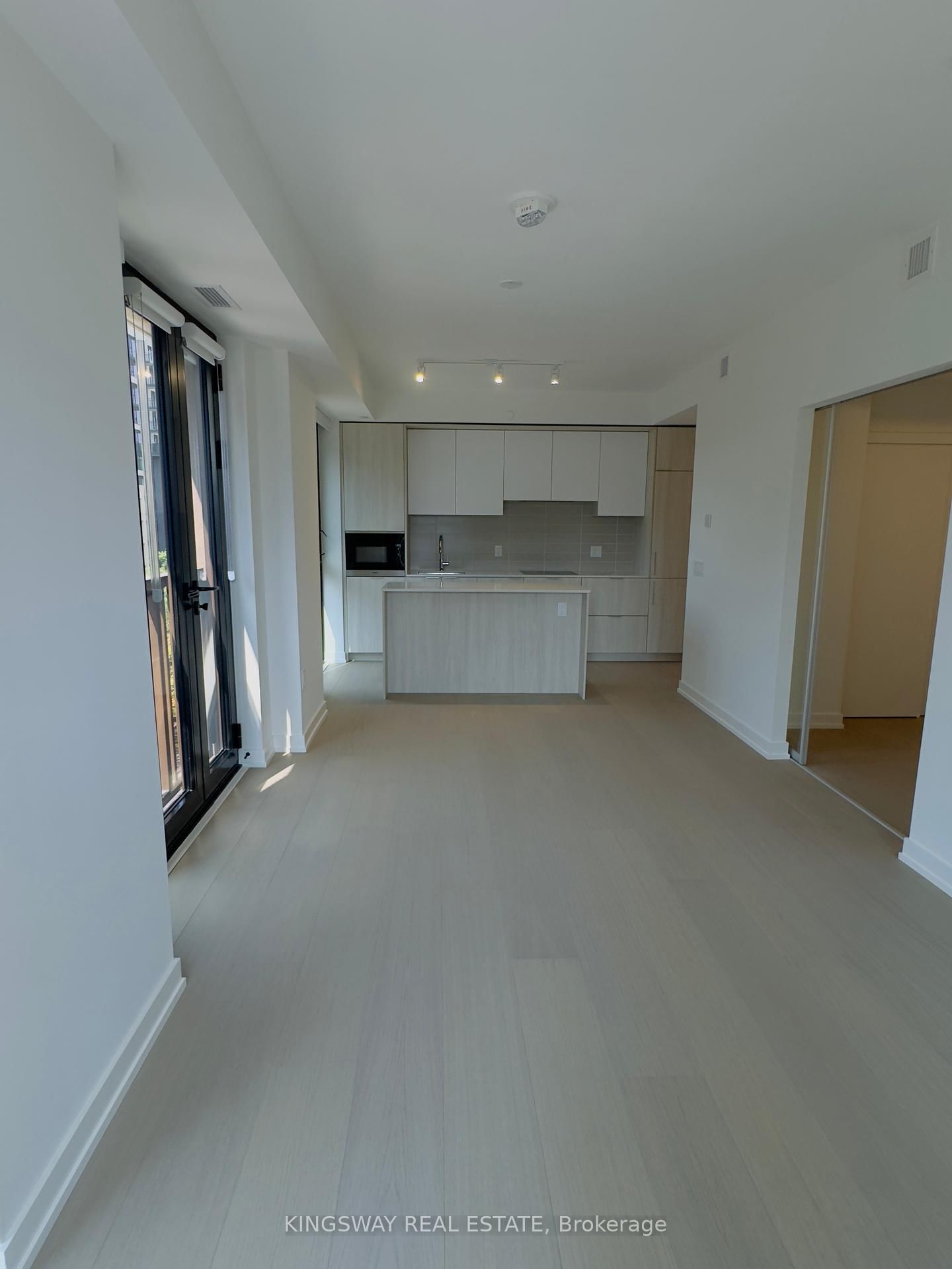 123 PORTLAND St, unit 511 for rent - image #10