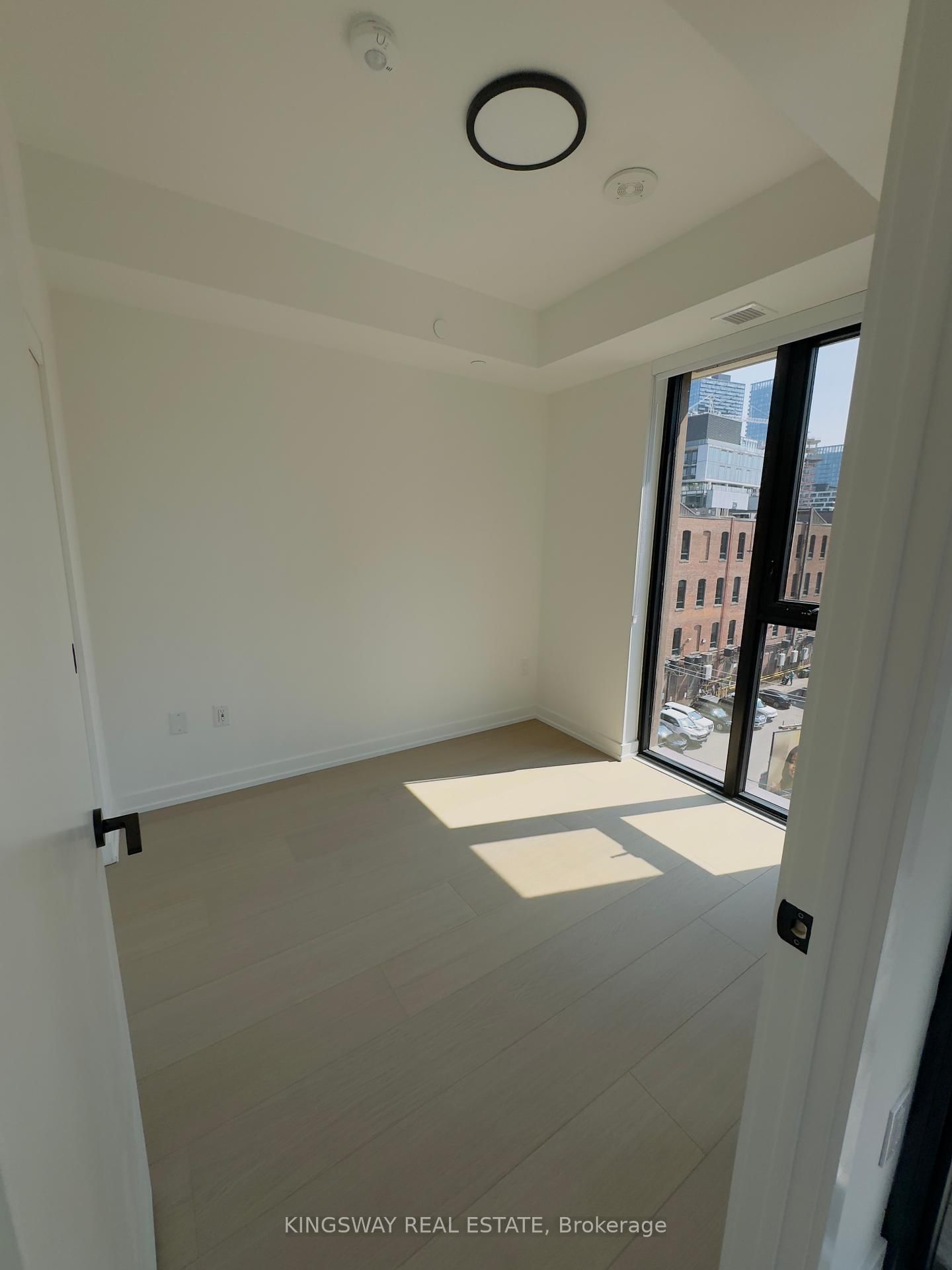 123 PORTLAND St, unit 511 for rent - image #22