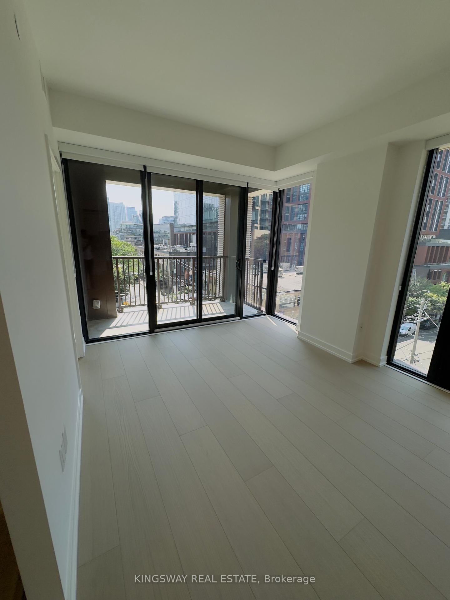 123 PORTLAND St, unit 511 for rent