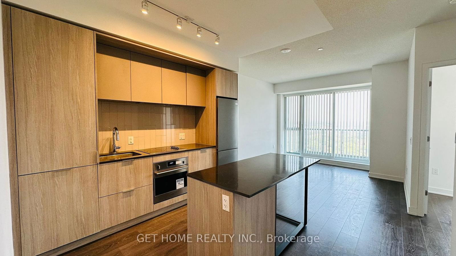 130 River St, unit 2411 for rent - image #8