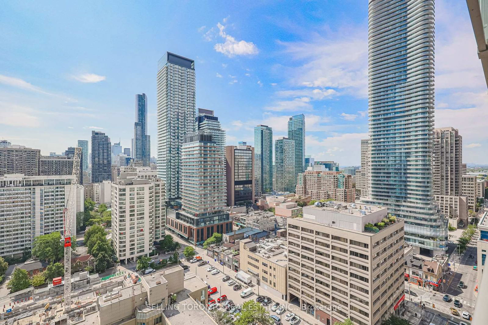 22 Wellesley St E, unit 2101 for sale