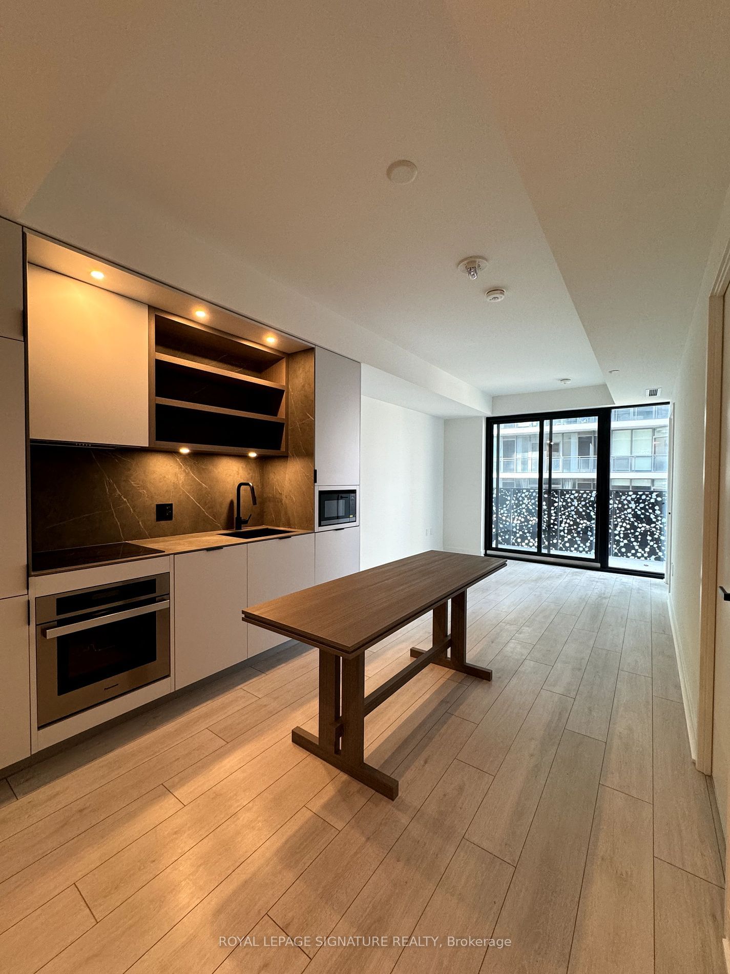 55 Charles St E, unit 2609 for rent - image #2