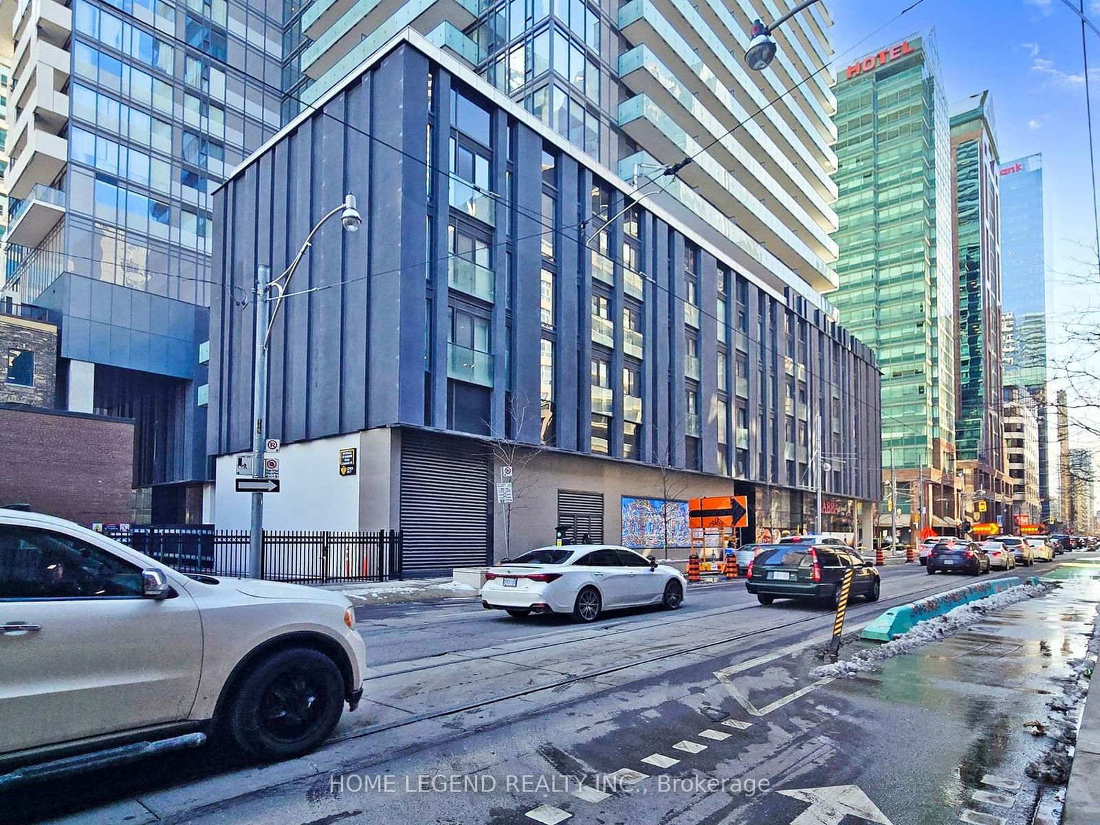 25 Richmond St E, unit 1108 for sale