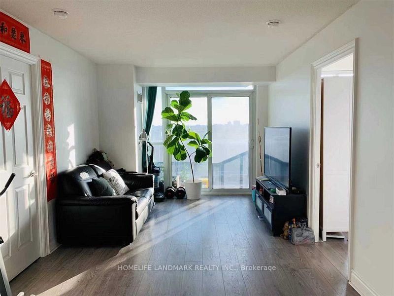 15 Greenview Ave, unit 1011 for rent - image #6