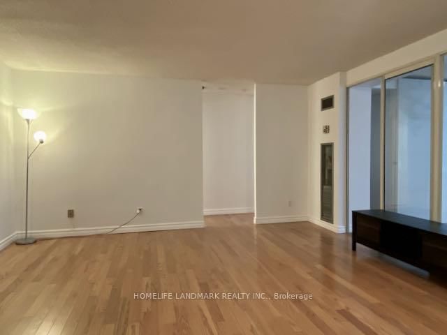 633 Bay St, unit 2621 for rent - image #5