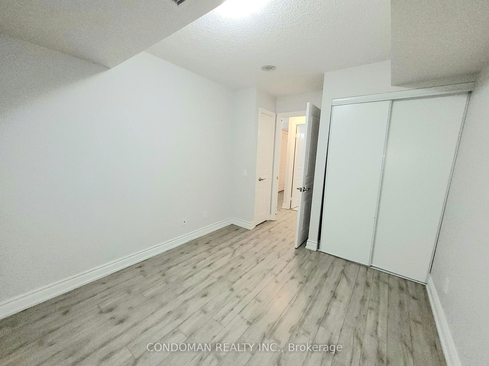 15 Northtown Way, unit 622 for rent - image #8