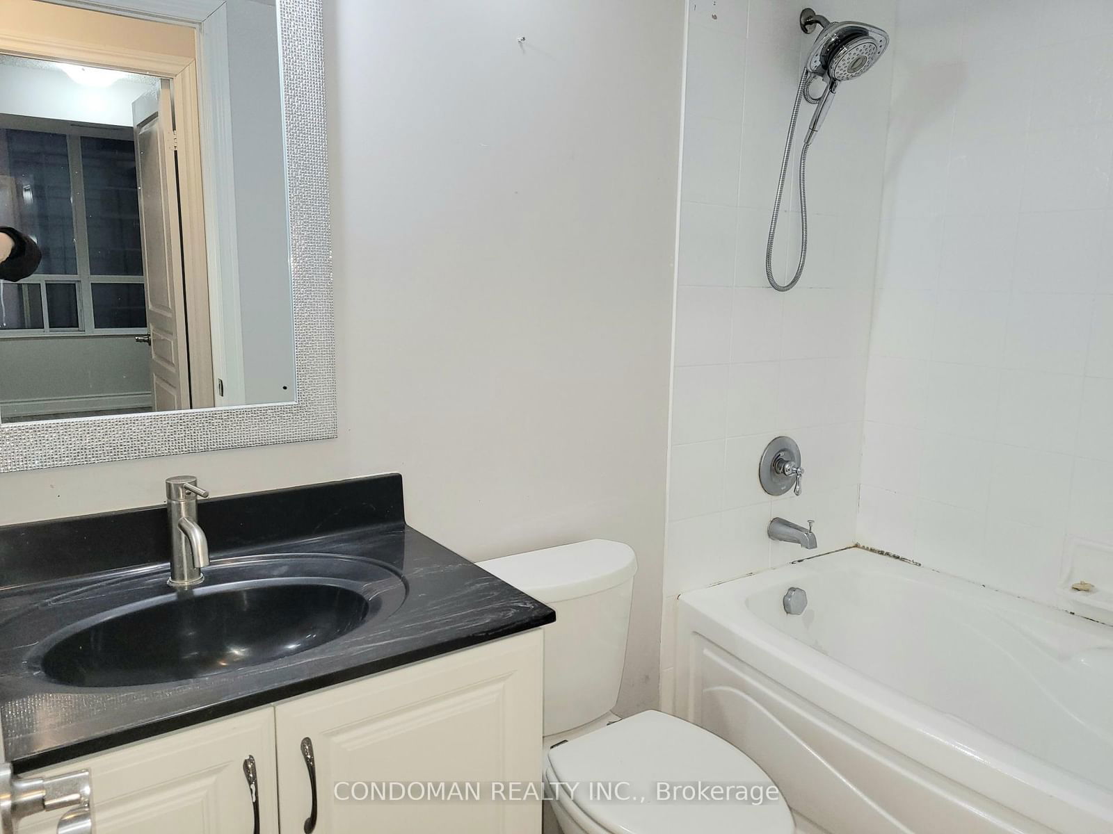 15 Northtown Way, unit 622 for rent - image #9