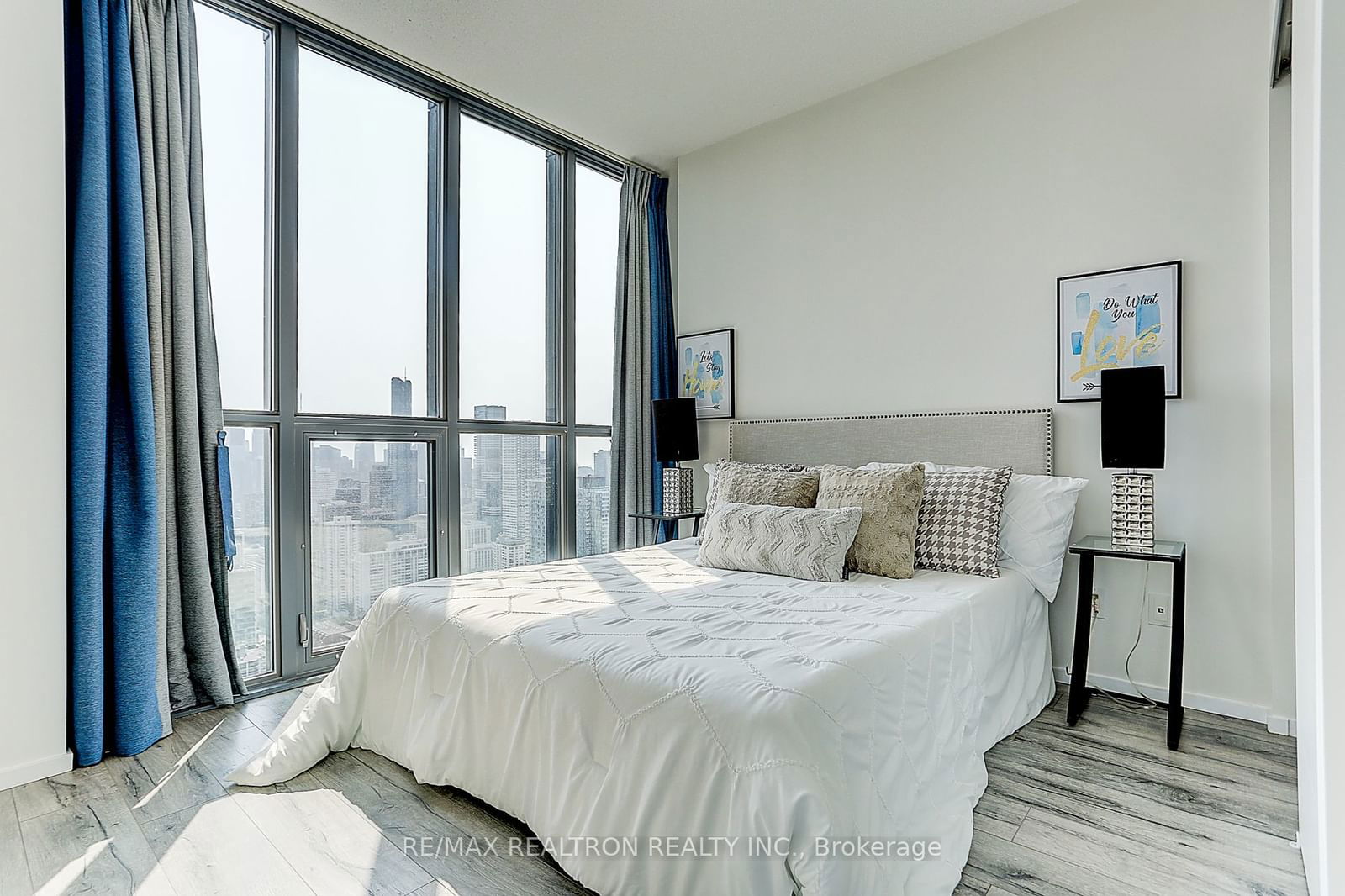 101 Charles St E, unit 4101 for sale - image #29