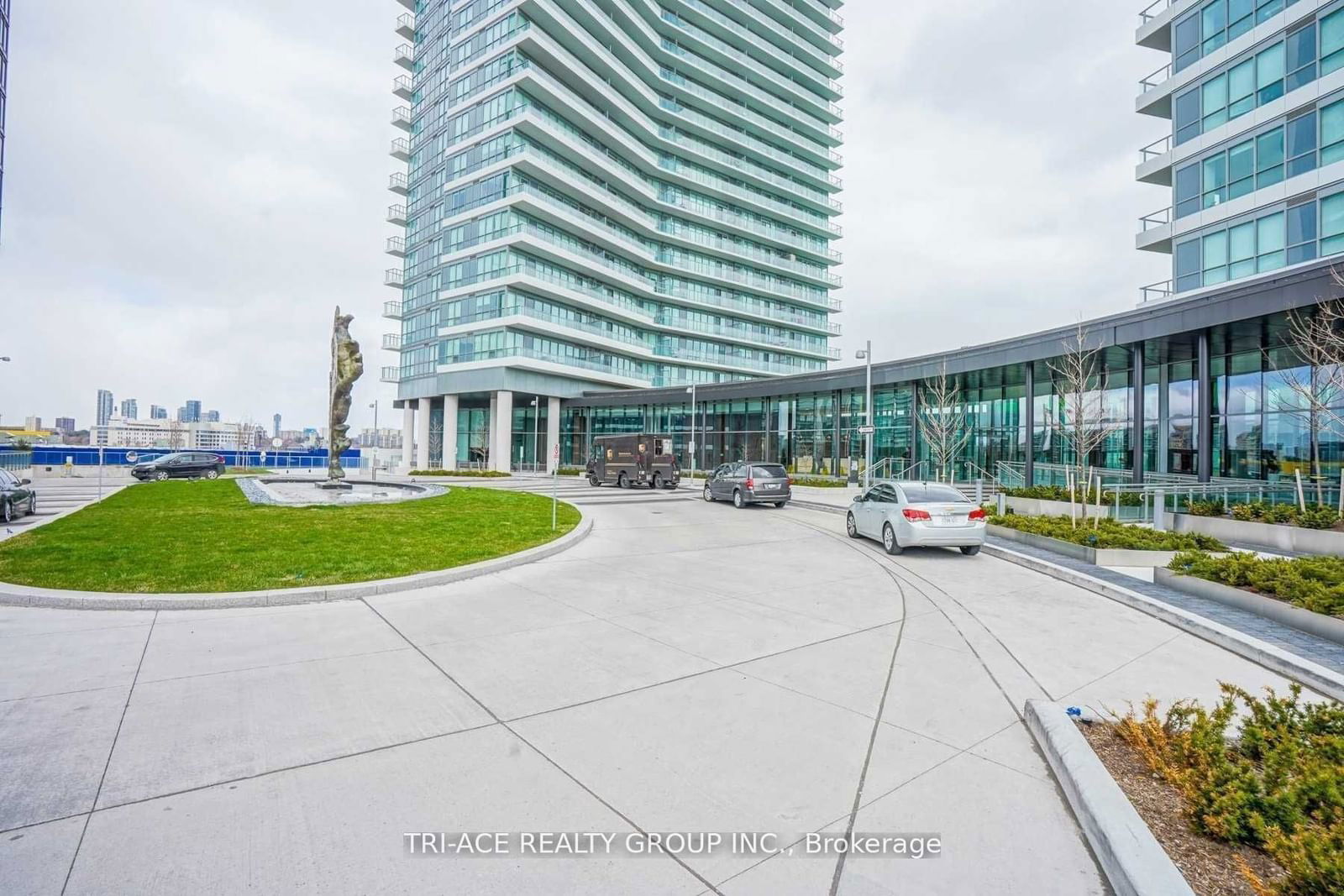 117 Mcmahon Dr, unit 1708 for rent - image #8