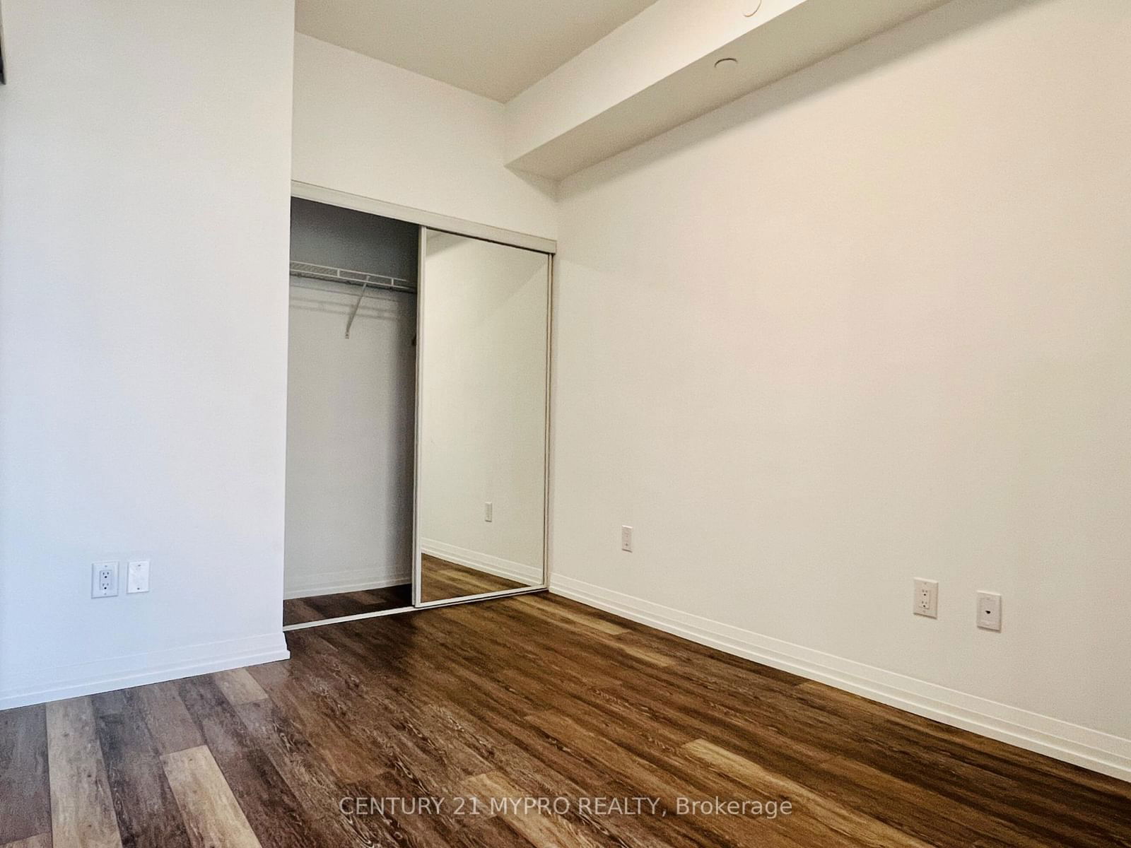 75 Canterbury Pl N, unit 615 for sale - image #21