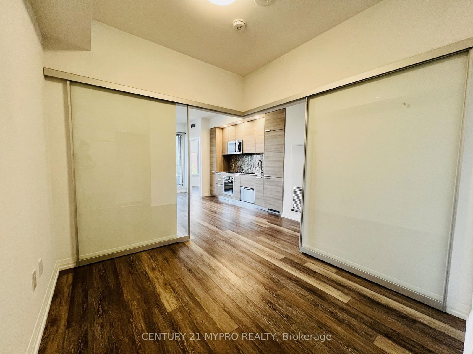 75 Canterbury Pl N, unit 615 for sale - image #22