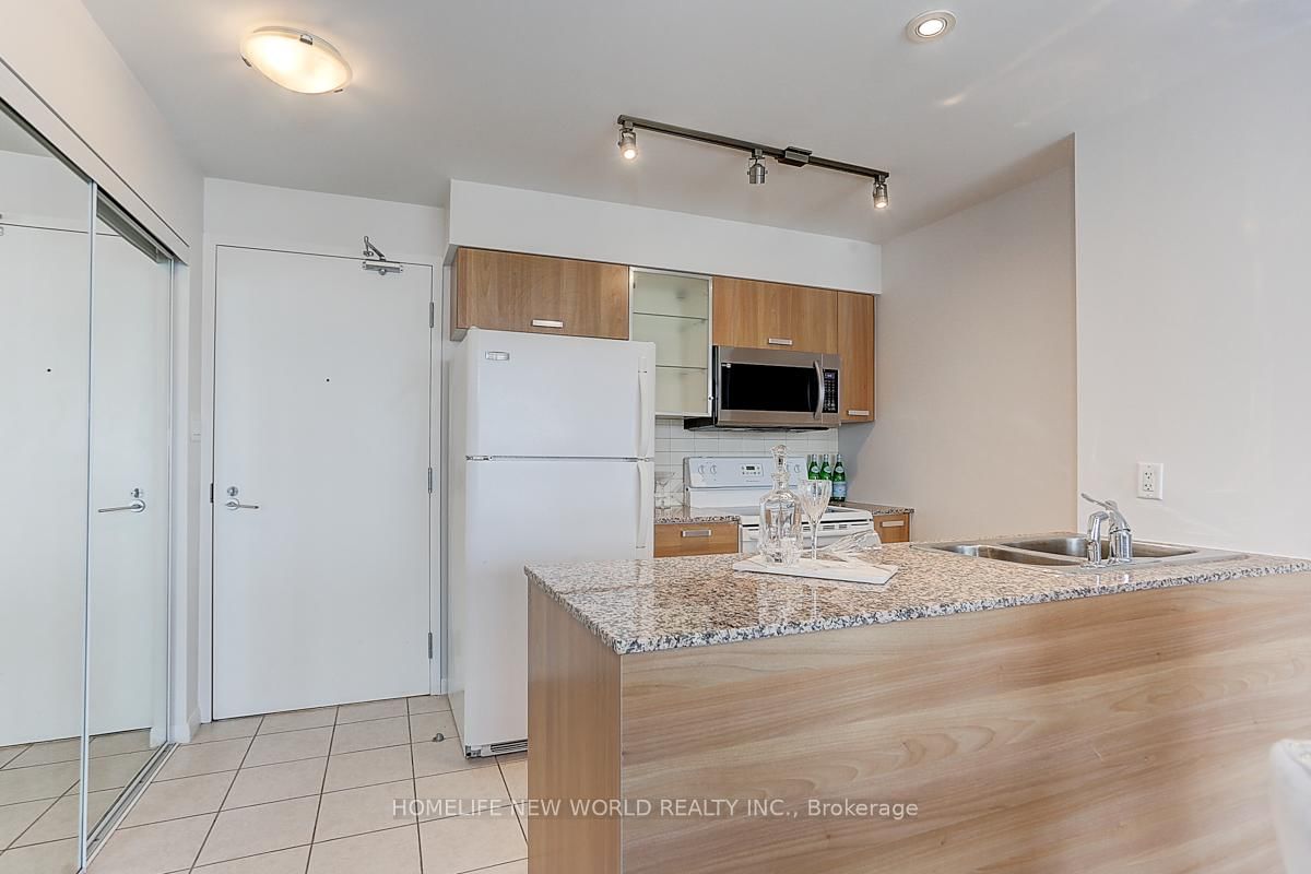 38 Grenville St, unit 4001 for sale - image #6