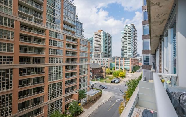 59 EAST LIBERTY St, unit 607 for rent - image #33