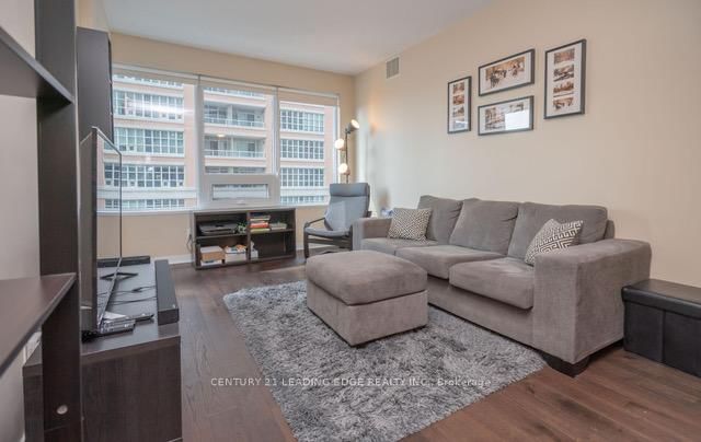 59 EAST LIBERTY St, unit 607 for rent