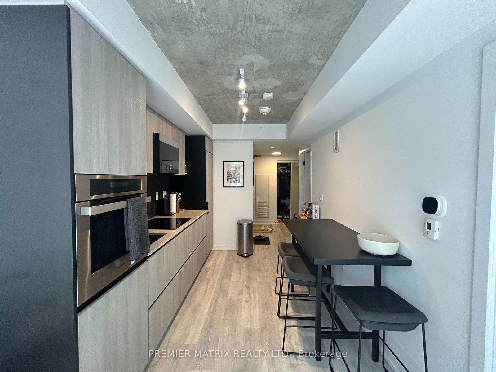 2 Augusta Ave, unit 904 for rent - image #12