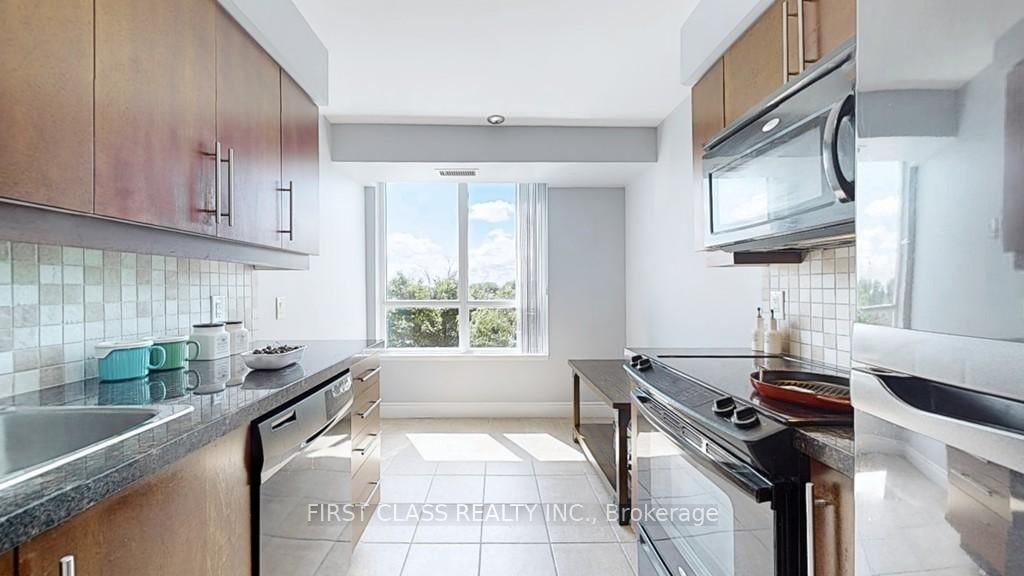 25 Greenview Ave, unit 527 for sale