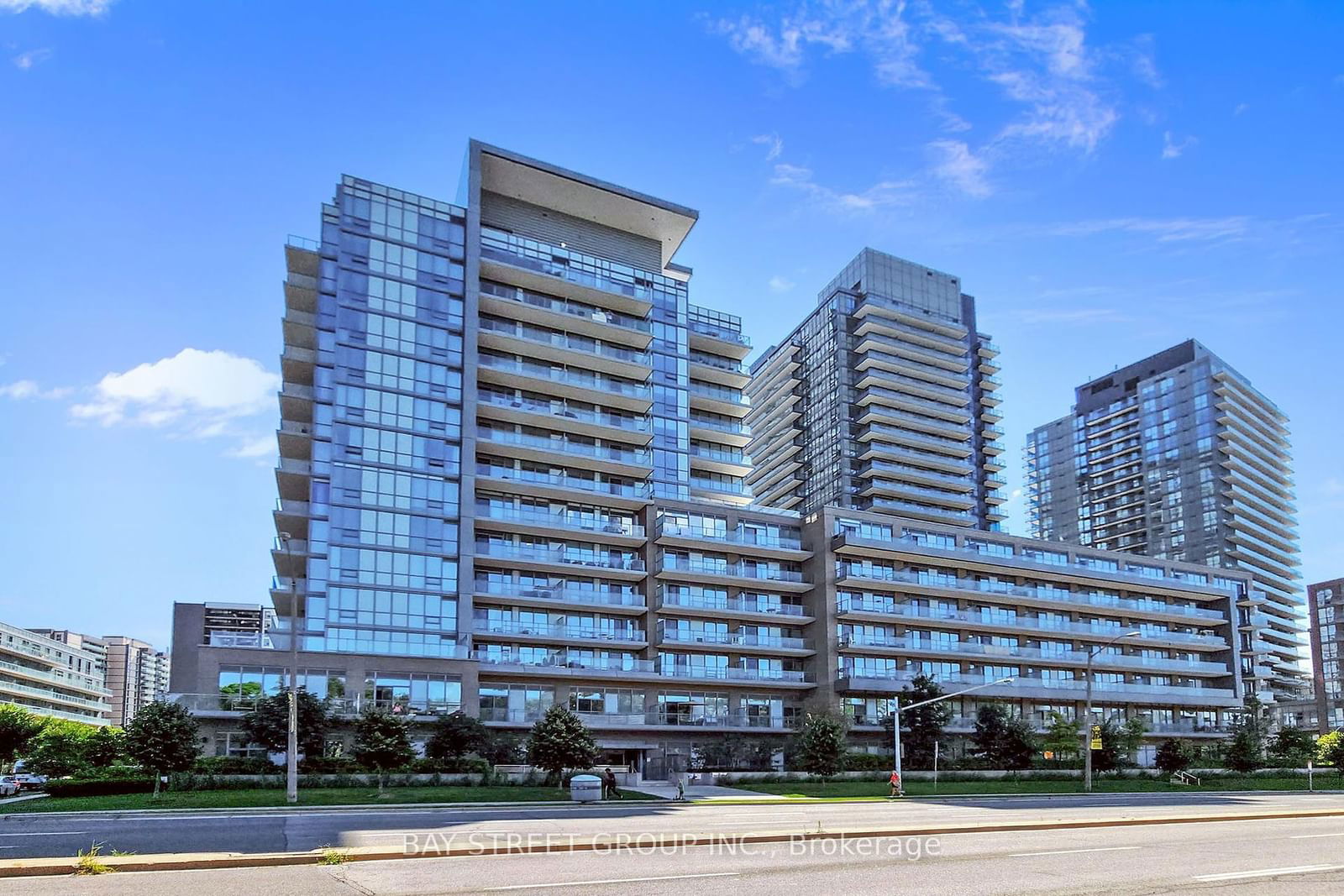 52 Forest Manor Rd, unit 326 for sale - image #1