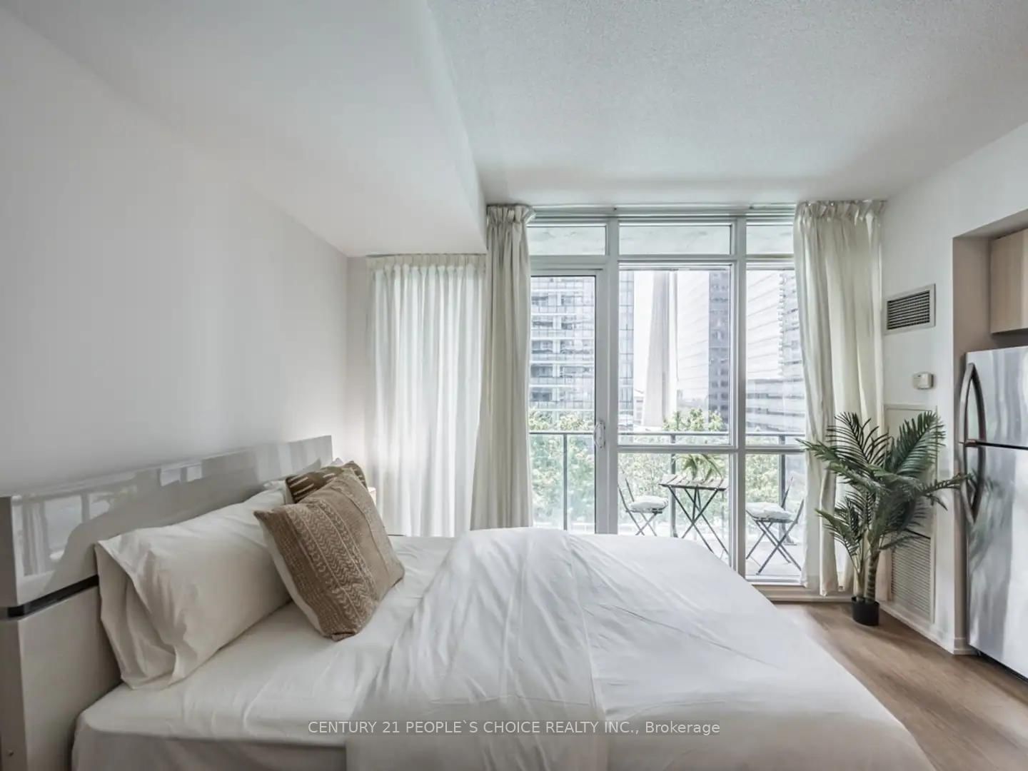 65 Bremner Blvd, unit 1203 for sale - image #18