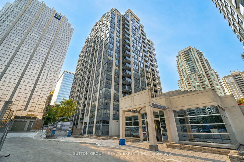 18 Hollywood Ave, unit 401 for sale